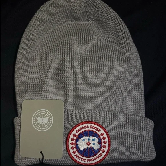 Canada Goose | Accessories | Canada Goose 0genuine Gray Knit  display picture 1